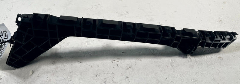 Load image into Gallery viewer, 2019-2022 ACURA ILX REAR RIGHT SIDE BUMPER LOWER MOUNT SUPPORT BRACKET # 113601
