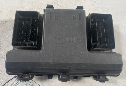 2019 - 2023 FORD RANGER FUSE RELAY JUNCTION POWER DISTRIBUTION BOX 2.3L