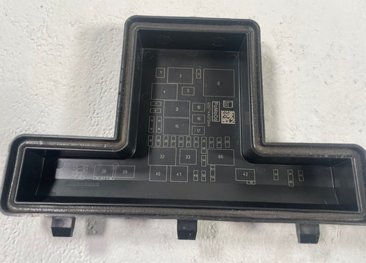 2019 - 2023 FORD RANGER FUSE RELAY JUNCTION POWER DISTRIBUTION BOX 2.3L