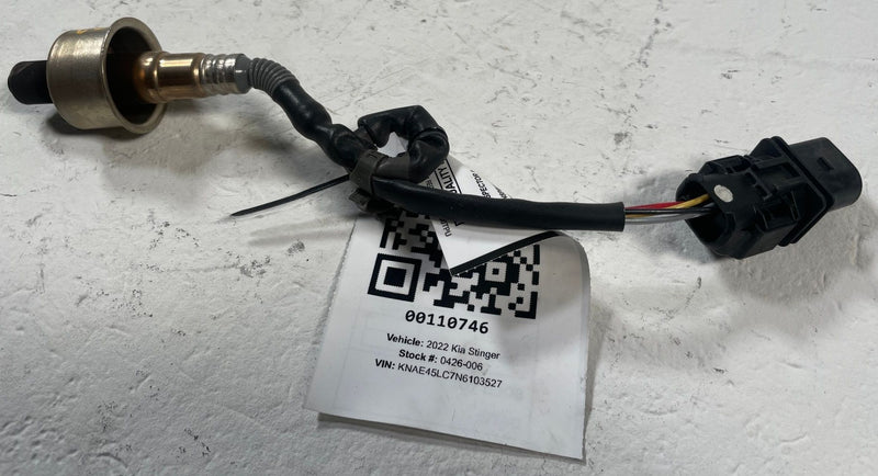 Load image into Gallery viewer, 2018-23 KIA STINGER FRONT RIGHT SIDE UPPER LAMBDA OXYGEN O2 SENSOR 3.3L # 110746

