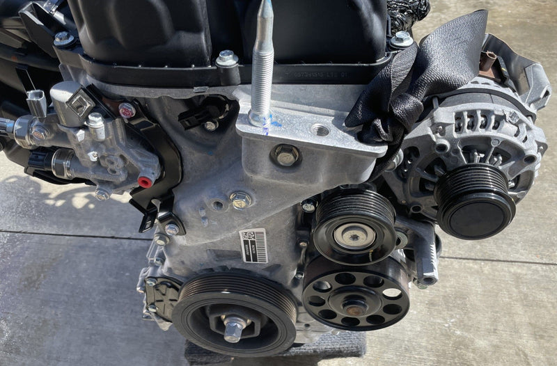Load image into Gallery viewer, HONDA HRV HR-V 2.0L FWD ENGINE MOTOR ASSEMBLY AUTO 16K MILES 2023-2025 # 108091
