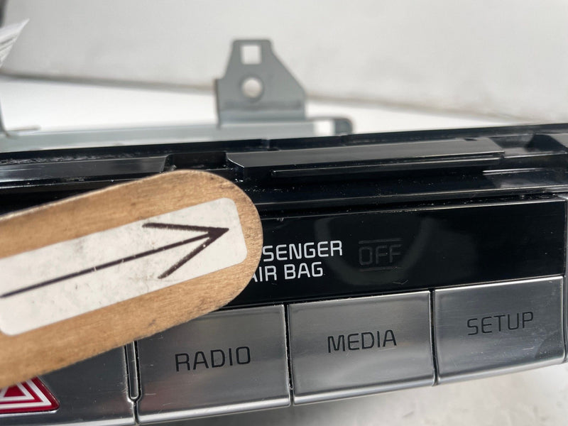 Load image into Gallery viewer, 2022 - 2023 KIA STINGER FRONT AUDIO RADIO RECEIVER HEAD UNIT ASSEMBLY # 110743
