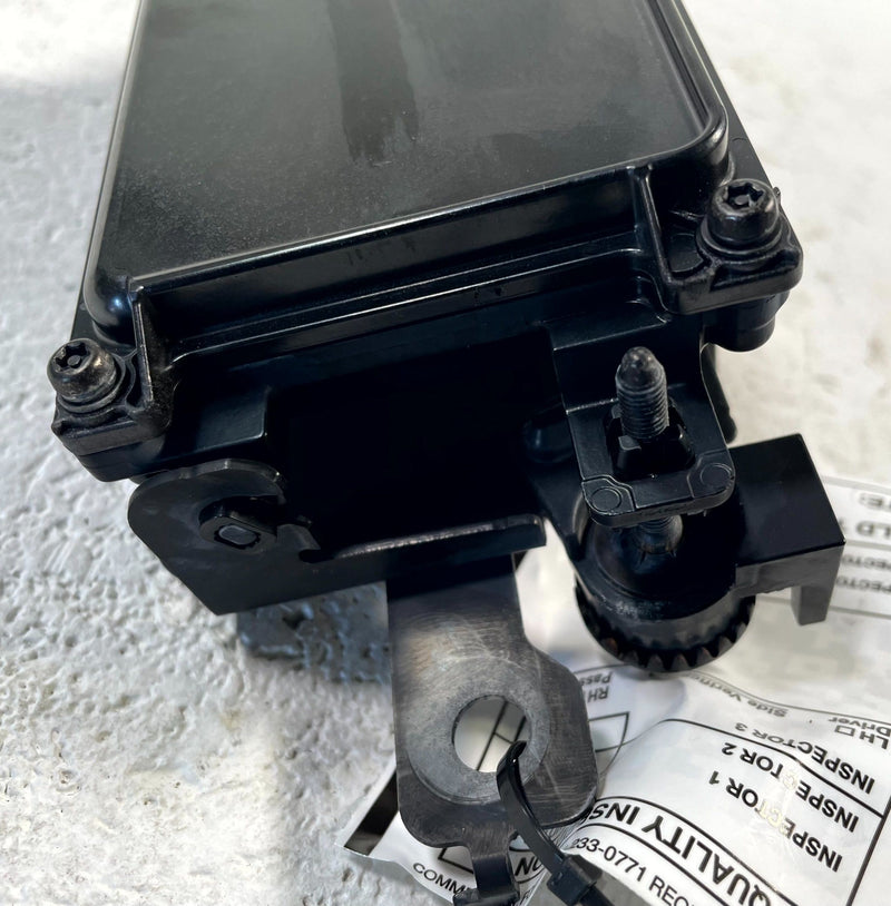 Load image into Gallery viewer, 2019 - 2022 ACURA ILX CRUISE CONTROL DISTANCE SENSOR RADAR MODULE UNIT # 113624
