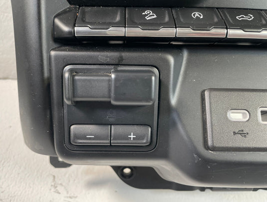 19-22 CHEVROLET SILVERADO 1500 INSTRUMENT PANEL SWITCH BEZEL W/ DISPLAY