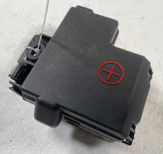2022-2023 KIA STINGER POSITIVE BATTERY FUSE TERMINAL COVER FUSIBLE LINK