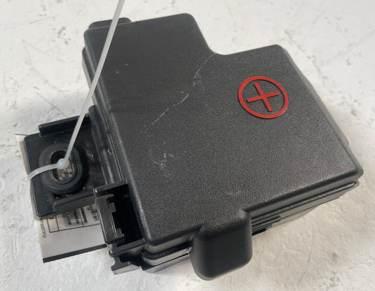 2022-2023 KIA STINGER POSITIVE BATTERY FUSE TERMINAL COVER FUSIBLE LINK
