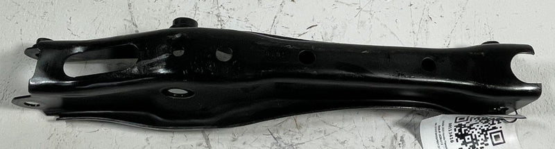 Load image into Gallery viewer, 2019 - 2025 HONDA PASSPORT REAR RIGHT SIDE SUSPENSION LOWER CONTROL ARM # 113416
