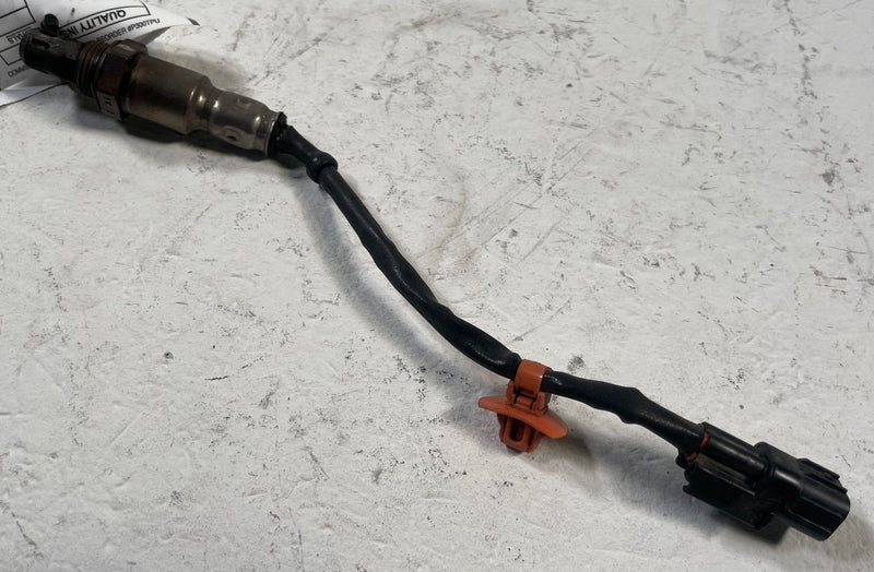 Load image into Gallery viewer, 2018 - 2023 KIA STINGER REAR LOWER DOWNSTREAM O2 OXYGEN SENSOR 3.3L # 110737
