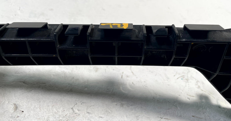 Load image into Gallery viewer, 2019-2022 ACURA ILX REAR LEFT SIDE BUMPER LOWER MOUNT SUPPORT BRACKET # 113591
