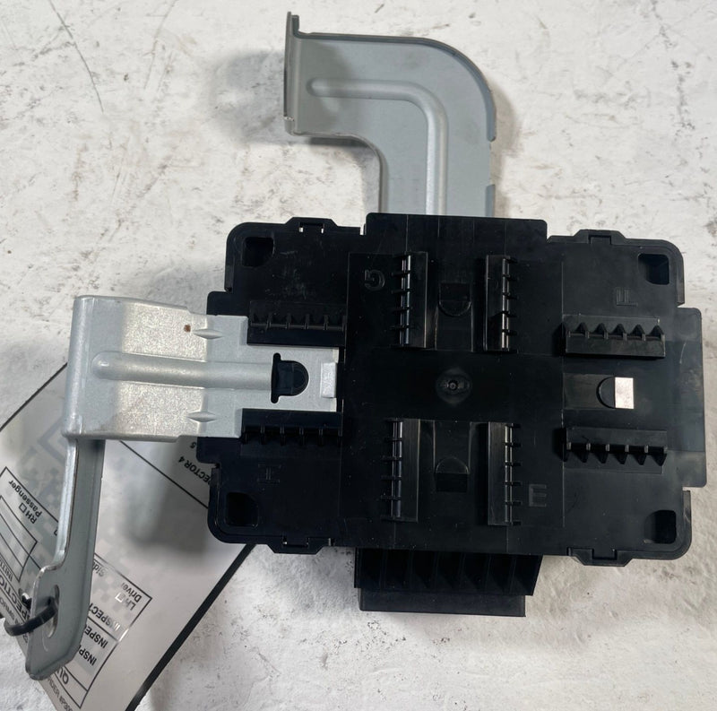 Load image into Gallery viewer, 2022-2023 KIA STINGER LOW VOLTAGE DC CONVERTER CONTROL MODULE UNIT LDC # 110729
