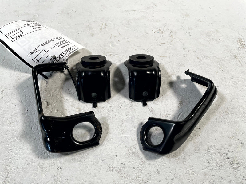 Load image into Gallery viewer, 2013 - 2022 ACURA ILX UPPER RADIATOR &amp; A/C CONDENSOR MOUNT BRACKET SET # 113617
