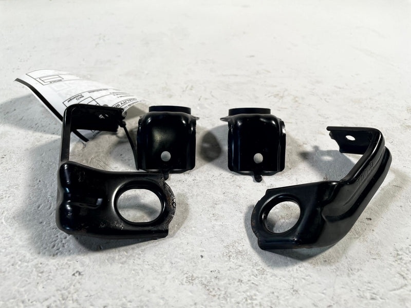 Load image into Gallery viewer, 2013 - 2022 ACURA ILX UPPER RADIATOR &amp; A/C CONDENSOR MOUNT BRACKET SET # 113617
