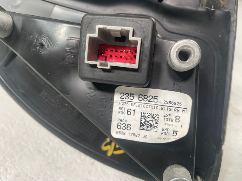 Load image into Gallery viewer, 2019-2023 FORD RANGER FRONT RIGHT SIDE VIEW DOOR MIRROR W/ BLIND SPOT # 112211
