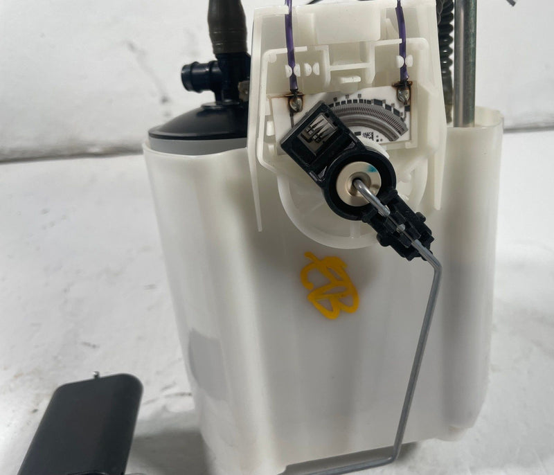 Load image into Gallery viewer, 2019 - 2023 FORD RANGER FUEL GAS TANK PUMP SENDING UNIT ASSEBMLY 2.3L # 112225
