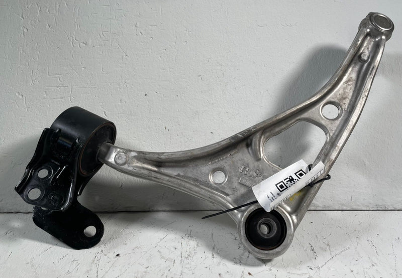 Load image into Gallery viewer, 2019 - 2025 HONDA PASSPORT FRONT RIGHT PASSENGER SIDE LOWER CONTROL ARM # 113426
