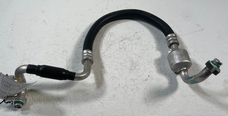 Load image into Gallery viewer, 2018-2023 KIA STINGER AC AIR CONDITIONING SUCTION HOSE TUBE PIPE 3.3L # 110726
