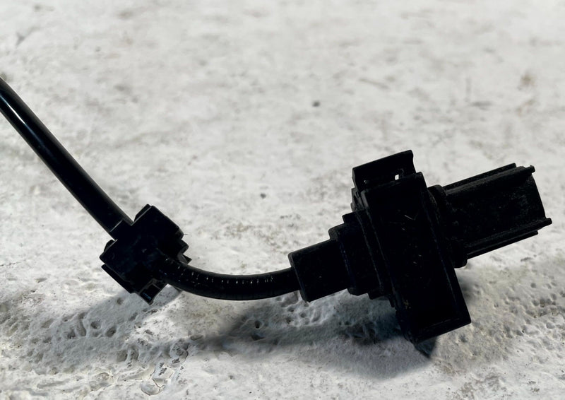 Load image into Gallery viewer, 2013 -2022 ACURA ILX REAR RIGHT PASSENGER SIDE ABS WHEEL SPEED SENSOR # 113600
