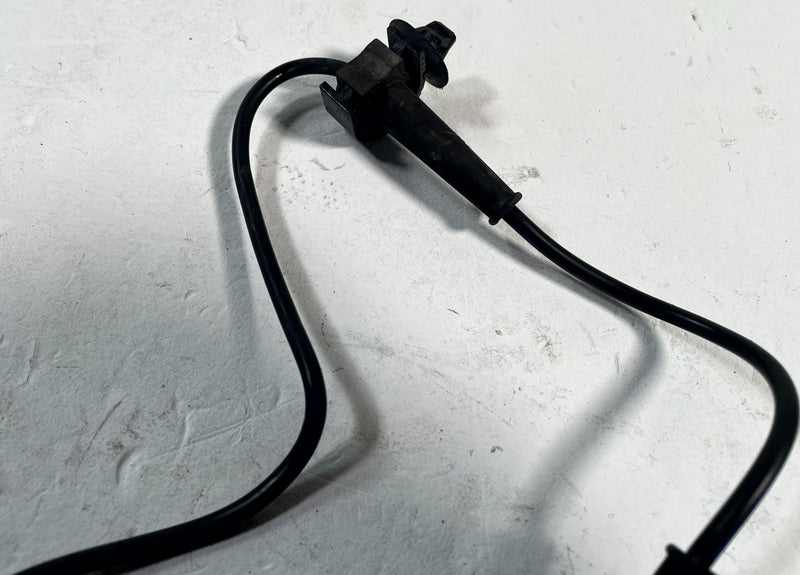Load image into Gallery viewer, 2013 -2022 ACURA ILX FRONT LEFT DRIVER SIDE ABS WHEEL SPEED SENSOR # 113583
