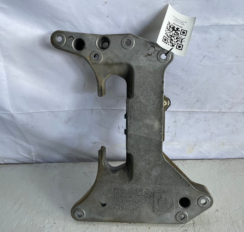 Load image into Gallery viewer, 16-26 BMW X3 X5 G01 RWD TRANSMISSION CROSSMEMBER MOUNT SUPPORT BRACKET # 108280

