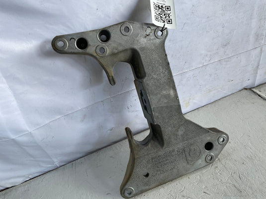 16-26 BMW X3 X5 G01 RWD TRANSMISSION CROSSMEMBER MOUNT SUPPORT BRACKET