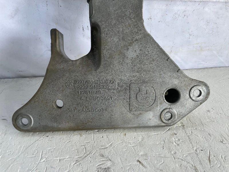 Load image into Gallery viewer, 16-26 BMW X3 X5 G01 RWD TRANSMISSION CROSSMEMBER MOUNT SUPPORT BRACKET # 108280
