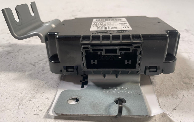 Load image into Gallery viewer, 2022-2023 KIA STINGER LDC POWER CONVERTER CONTROL MODULE 95300-J5700 # 110734
