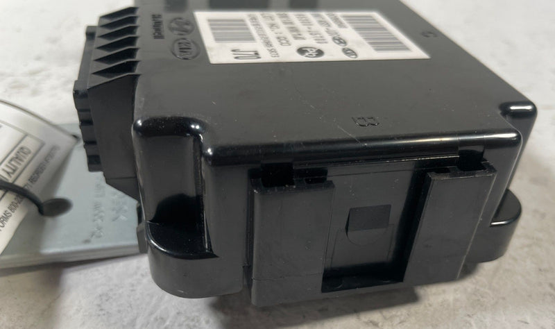 Load image into Gallery viewer, 2022-2023 KIA STINGER LDC POWER CONVERTER CONTROL MODULE 95300-J5700 # 110734
