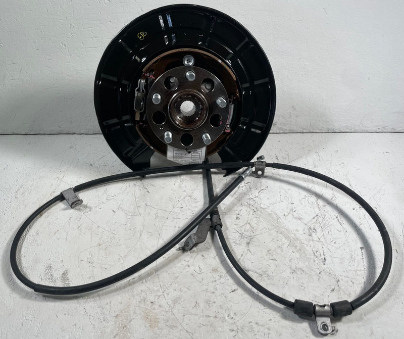 Load image into Gallery viewer, 2019-2025 HONDA PASSPORT REAR LEFT DRIVER SIDE SPINDLE KNUCKLE W/ HUB # 113399
