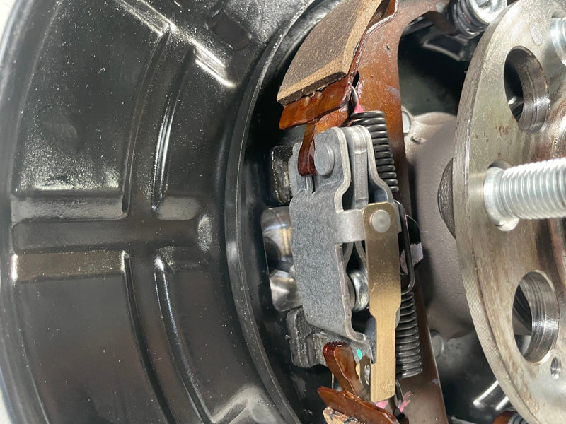 Load image into Gallery viewer, 2019-2025 HONDA PASSPORT REAR LEFT DRIVER SIDE SPINDLE KNUCKLE W/ HUB # 113399
