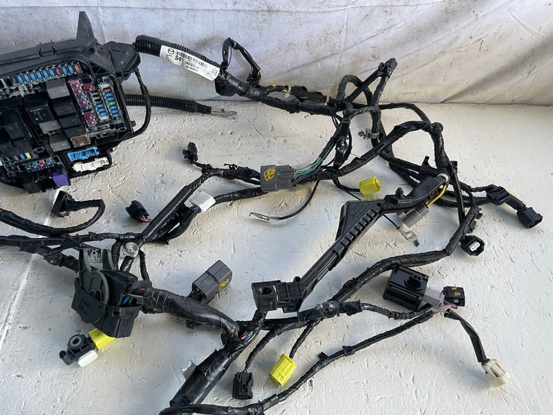 Load image into Gallery viewer, 2023 - 2024 MAZRA CX-50 ENGINE BAY WIRE WIRING HARNESS &amp; FUSE BOX 2.5L # 113149
