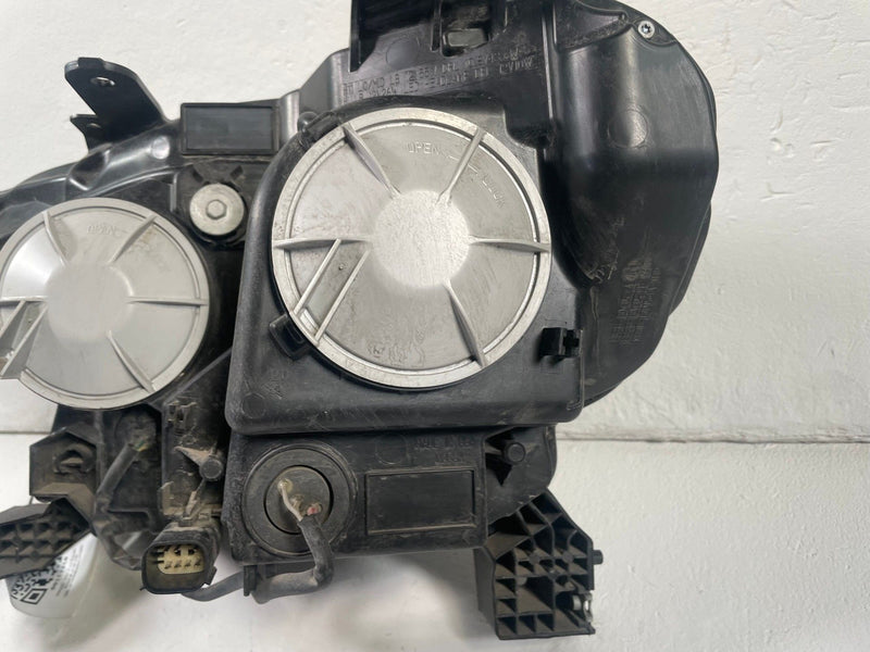 Load image into Gallery viewer, 2019-2023 FORD RANGER FRONT RIGHT PASSENGER SIDE HEADLIGHT LIGHT LAMP # 112210
