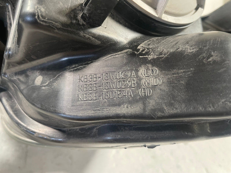 Load image into Gallery viewer, 2019-2023 FORD RANGER FRONT RIGHT PASSENGER SIDE HEADLIGHT LIGHT LAMP # 112210
