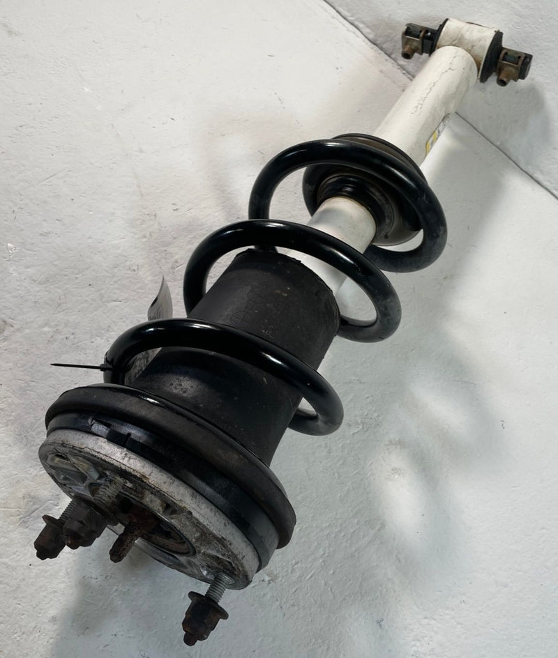 Load image into Gallery viewer, 2019-2026 CHEVROLET SILVERADO 1500 FRONT LEFT DRIVER SIDE SHOCK ABSORBER #109439
