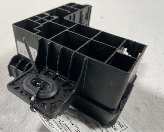 2022-2026 GENESIS G70 POSITIVE BATTERY TERMINAL FUSIBLE LINK FUSE BOX