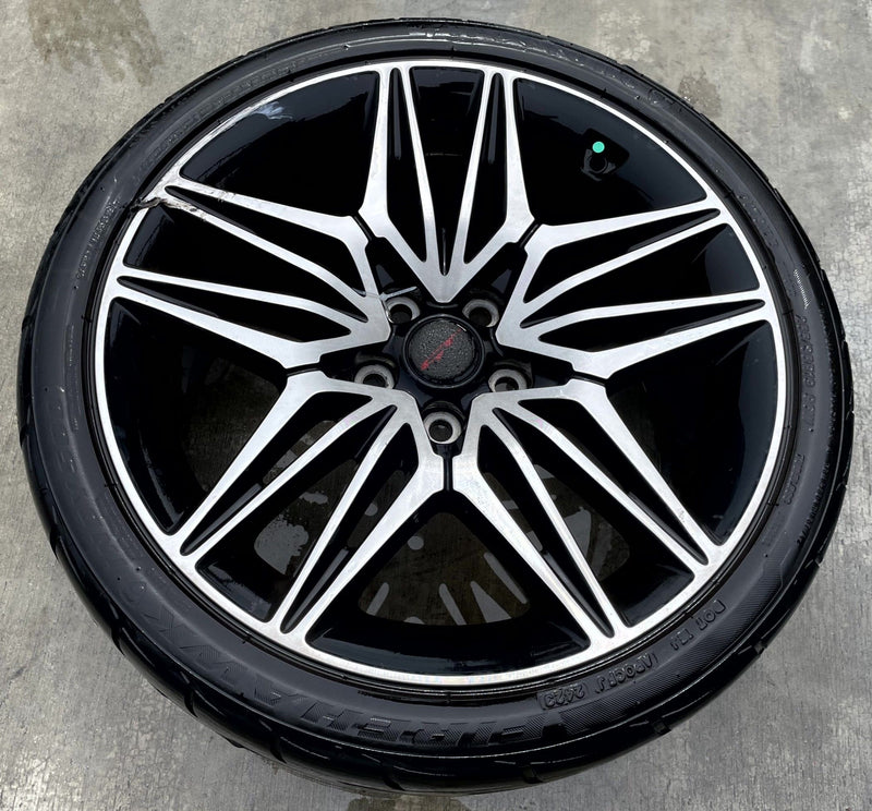 Load image into Gallery viewer, KIA STINGER 19x8-1/2 10 DOUBLE SPOKE REAR ALLOY WHEEL RIM W/TIRE 22-23 # 110802
