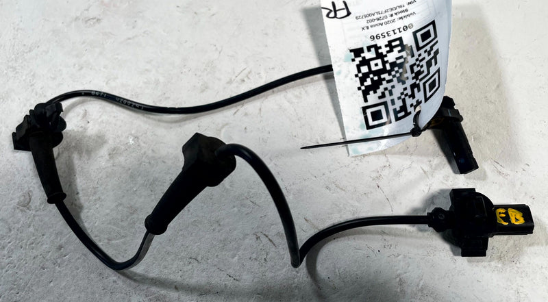 Load image into Gallery viewer, 2013 -2022 ACURA ILX FRONT RIGHT PASSENGER SIDE ABS WHEEL SPEED SENSOR # 113596
