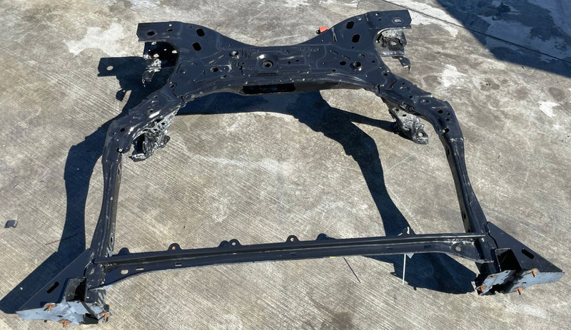 Load image into Gallery viewer, 2023 - 2025 MAZRA CX-50 FRONT SUBFRAME UNDERCARRIAGE CROSSMEMBER CRADLE # 113172
