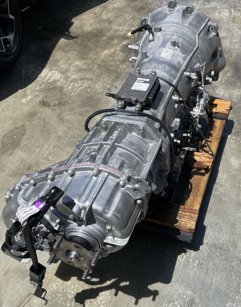 Load image into Gallery viewer, TOYOTA TUNDRA AWD AUTOMATIC TRANSMISSION ASSEMBLY 17K MILES 3.4L 22-25 # 108472
