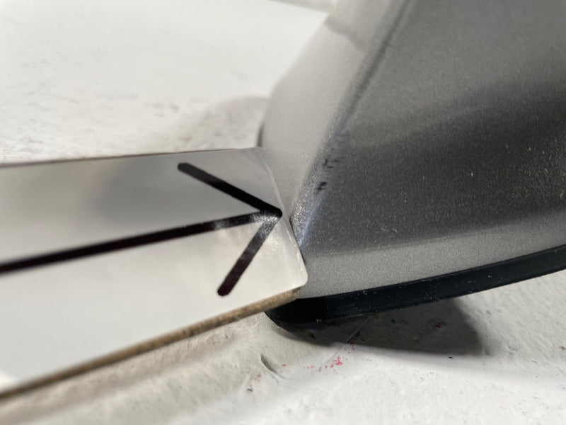 Load image into Gallery viewer, 22-23 GENESIS G70 SHARK ROOF FIN SATELLITE RADIO ANTENNA SILVER (SSS) # 108115
