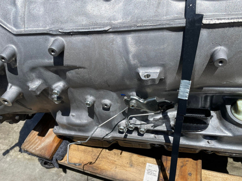 Load image into Gallery viewer, TOYOTA TUNDRA AWD AUTOMATIC TRANSMISSION ASSEMBLY 17K MILES 3.4L 22-25 # 108472
