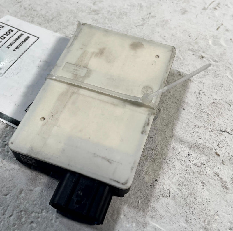 Load image into Gallery viewer, 2019 - 2022 ACURA ILX REAR RIGHT SIDE BLIND SPOT RADAR SENSOR MODULE # 113599
