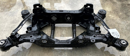 22-23 KIA STINGER RWD REAR SUSPENSION SUBFRAME CROSSMEMBER CRADLE 3.3L