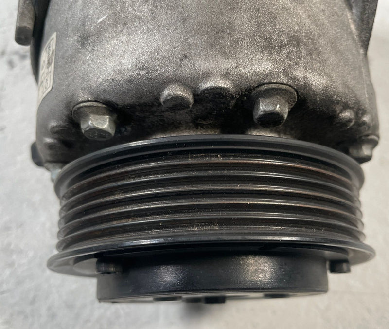Load image into Gallery viewer, 2018 - 2023 KIA STINGER A/C AC AIR CONDITIONING COMPRESSOR ASSEMBLY 3.3L #110799

