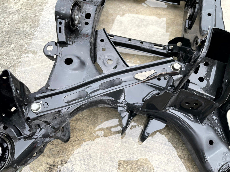 Load image into Gallery viewer, 22-23 KIA STINGER RWD REAR SUSPENSION SUBFRAME CROSSMEMBER CRADLE 3.3L # 110822
