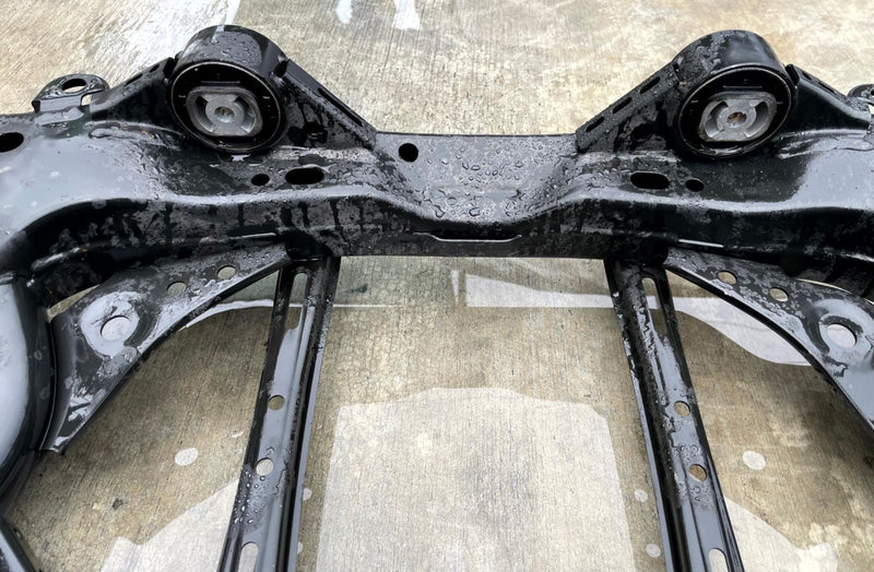Load image into Gallery viewer, 22-23 KIA STINGER RWD REAR SUSPENSION SUBFRAME CROSSMEMBER CRADLE 3.3L # 110822
