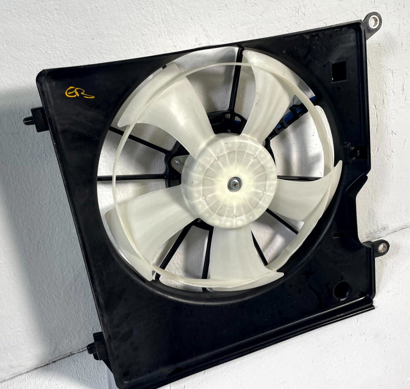 Load image into Gallery viewer, 2016-2022 ACURA ILX FRONT LEFT SIDE RADIATOR COOLING FAN SHROUD ASSEMBLY #113636
