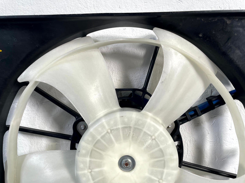 Load image into Gallery viewer, 2016-2022 ACURA ILX FRONT LEFT SIDE RADIATOR COOLING FAN SHROUD ASSEMBLY #113636
