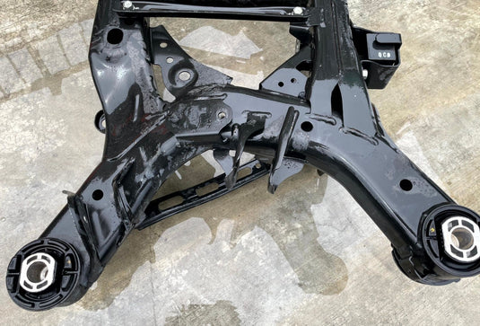 22-23 KIA STINGER RWD REAR SUSPENSION SUBFRAME CROSSMEMBER CRADLE 3.3L