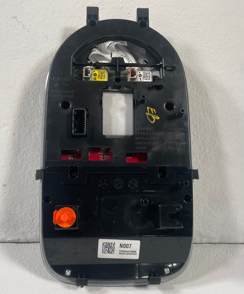 Load image into Gallery viewer, 2023 - 2025 HYUNDAI IONIQ 6 FRONT OVERHEAD ROOF CONSOLE DOME LIGHT LAMP # 112273
