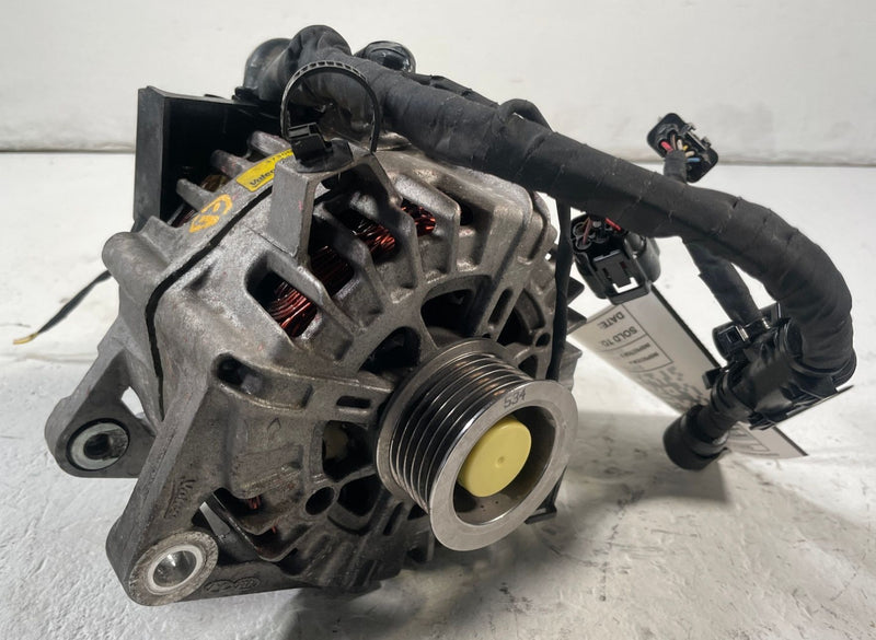 Load image into Gallery viewer, 2018 - 2023 KIA STINGER ENGINE ALTERNATOR GENERATOR 3.3L 37300-3L001 # 110798
